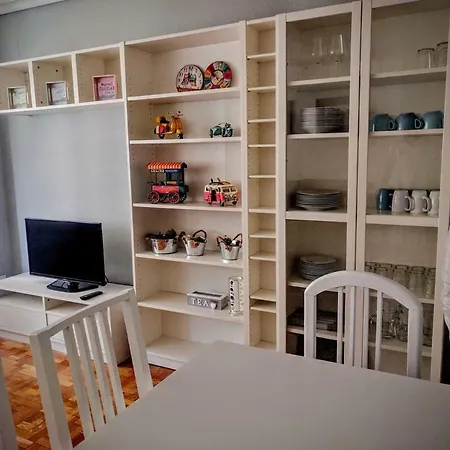 Lejlighed A Pocos Minutos Del Centro Con Parking Gratis En El Edificio Nº Registro Vu-74 Salamanca