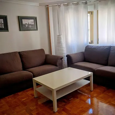 A Pocos Minutos Del Centro Con Parking Gratis En El Edificio Nº Registro Vu-74 Саламанка