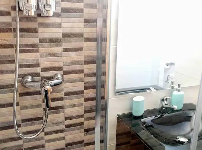 A Pocos Minutos Del Centro Con Parking Gratis En El Edificio Nº Registro Vu-74 Apartmán Salamanka