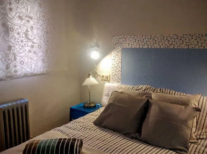 A Pocos Minutos Del Centro Con Parking Gratis En El Edificio Nº Registro Vu-74 Apartmán Salamanka